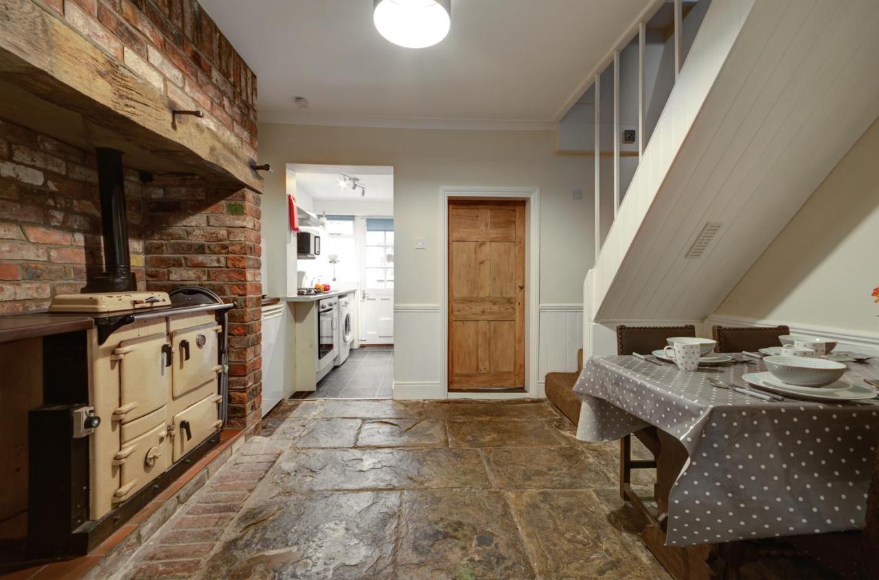 Pansy Cottage In Historic Tewkesbury - Sleeps 5 - Pets Welcome Extérieur photo