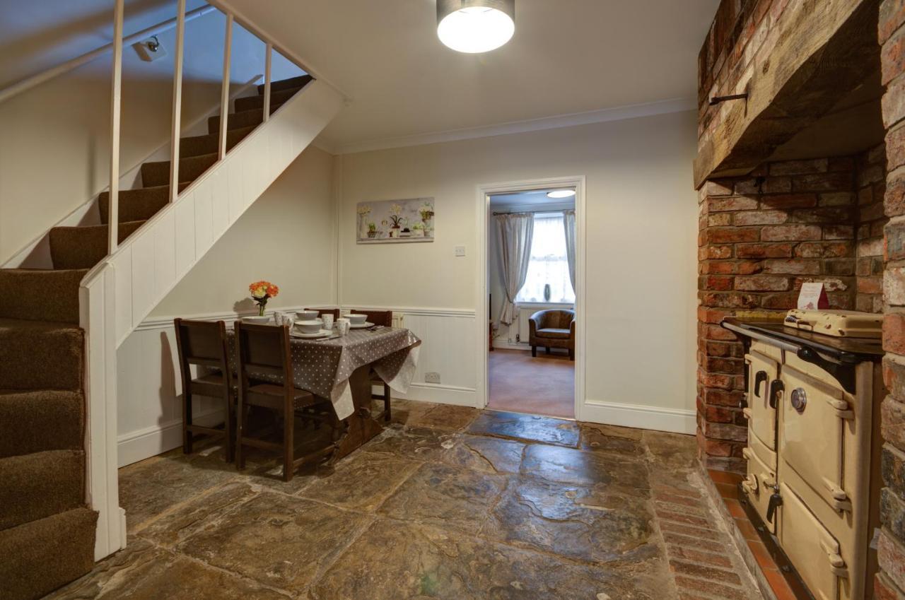 Pansy Cottage In Historic Tewkesbury - Sleeps 5 - Pets Welcome Extérieur photo